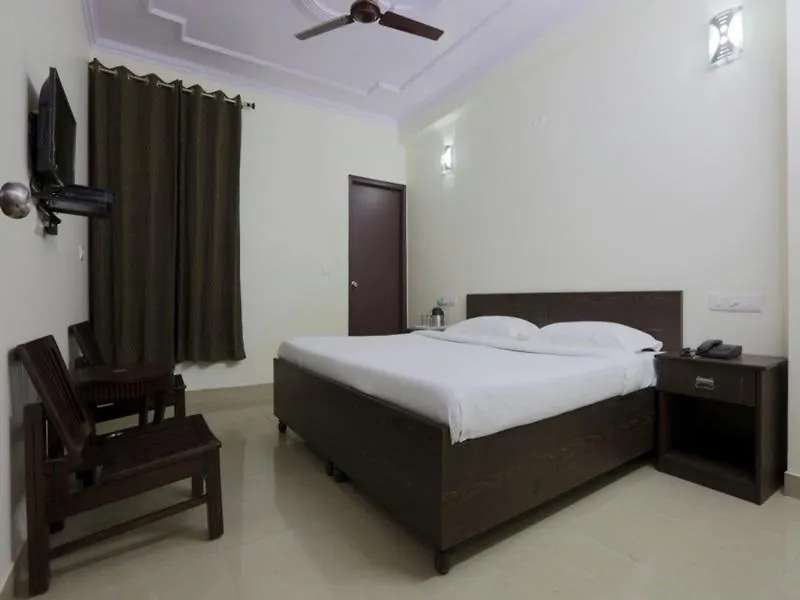 Hotel O Mahipalpur Inn Νέο Δελχί 3*,